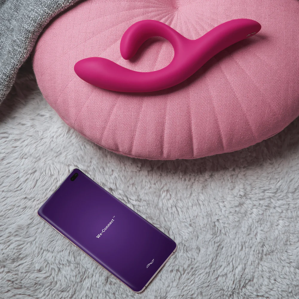 We-Vibe Nova 2 Constant Contact Rabbit Vibrator - Image 6